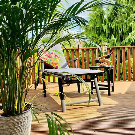 Terrassenwohnung Mit Gartenblick * Solingen